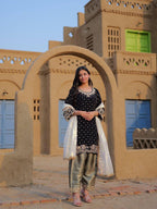 Velvet Kurti-Pant Set Sequins & Zari embroidery work with Cutwork Border