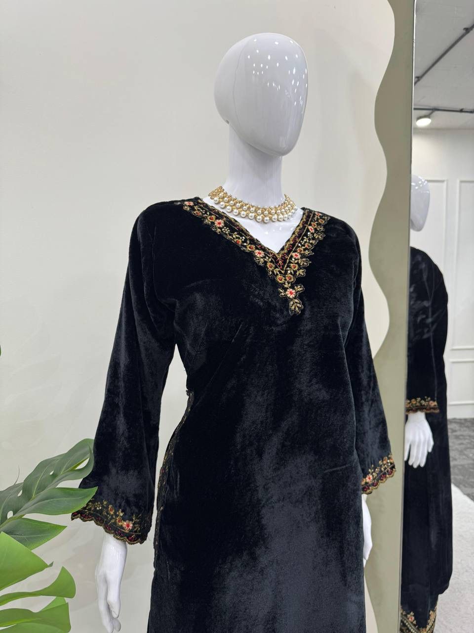Viscose Velvet Suit Set with Thread & Sequin Work & Elastic Pant