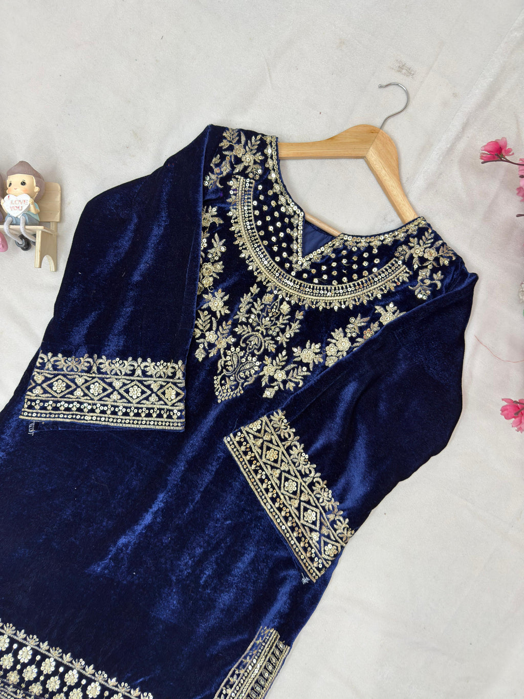 DESIGNER VELVET CORD SET WITH ZAR EMROIDERY WORK