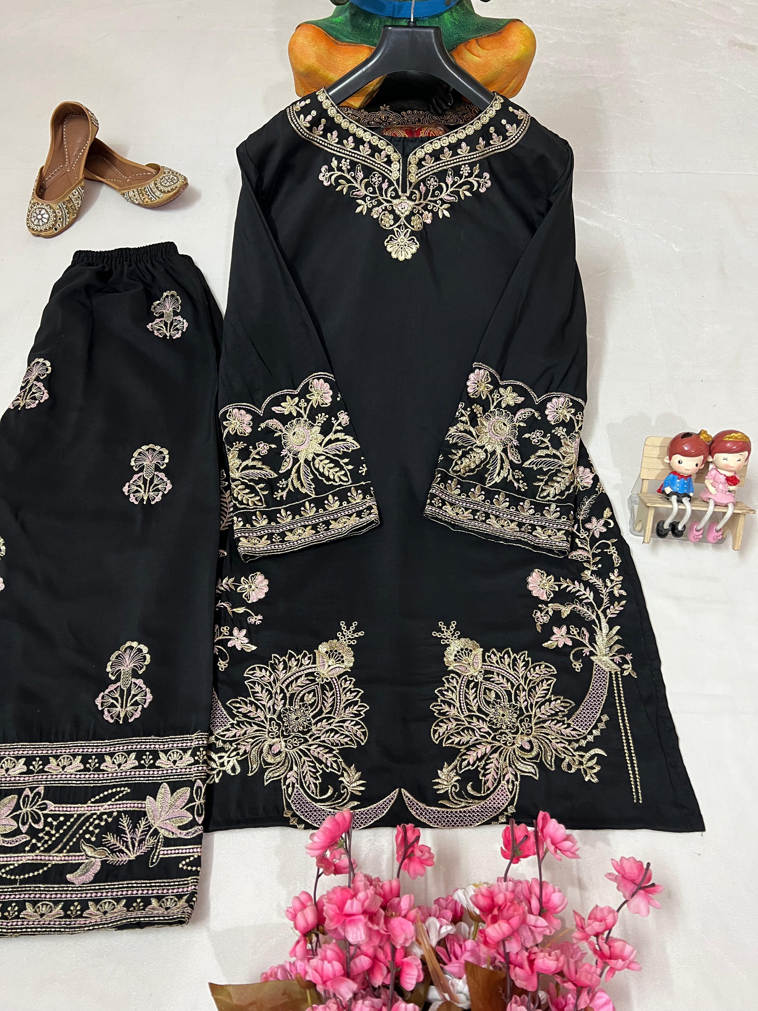 Black Embroidered Cord Set – Perfect Blend of Tradition & Stylish