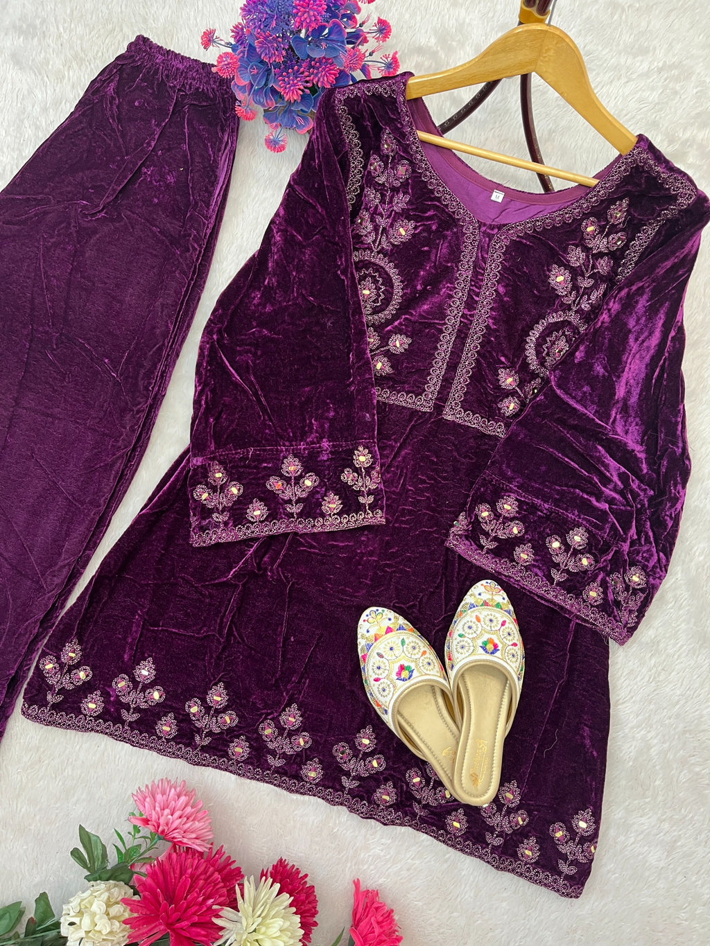 STYLEYLISH VELVET THREAD EMBROIDERY WITH RIAL MIRROR WORK CO-ORD SET